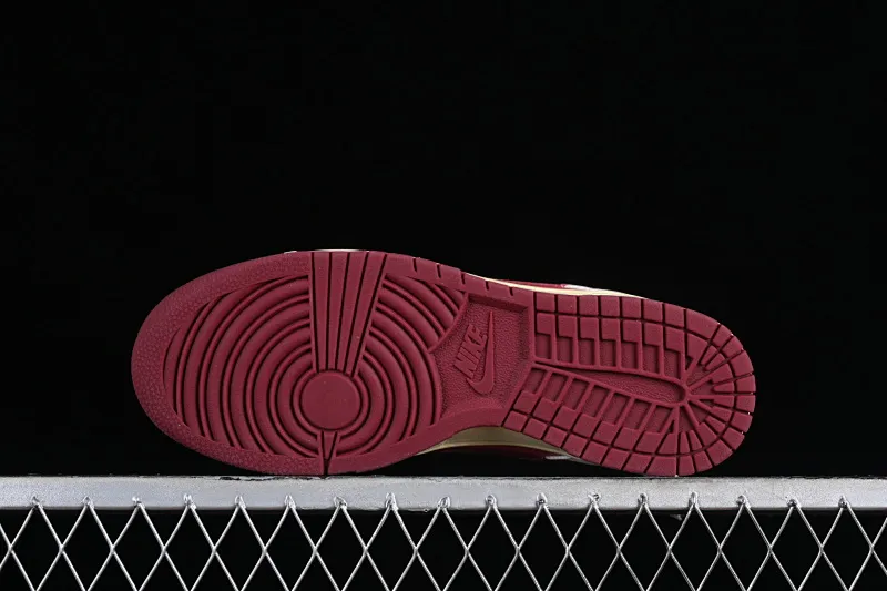 All categories Nk SB Dunk series Nk SB Dunk Low low-top sneakers Nk Dunk Low GS "Valentine's Day" Valentine's Day color SB low-top casual sneakers HF0736-161